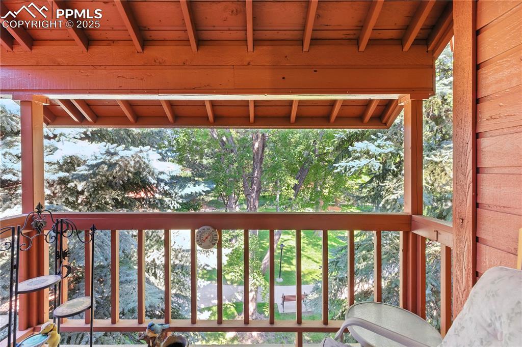 Image 6 of 26: Balcony