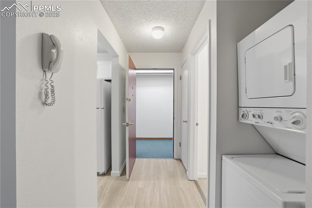 Image 9 of 26: Hallway