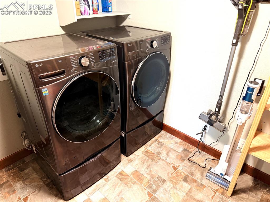 Image 10 of 50: Main floor laundry