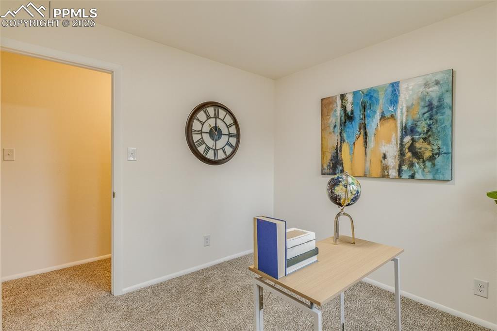 Image 10 of 24: Office