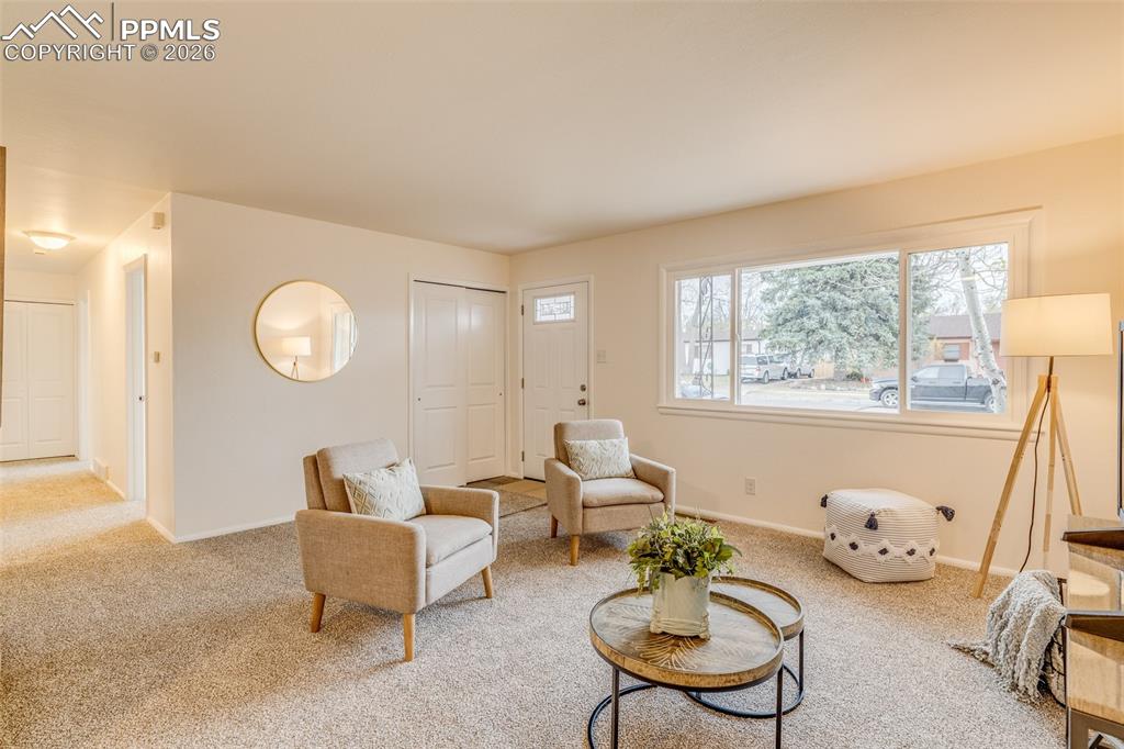 Image 4 of 24: Living Room