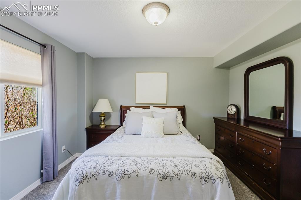 Image 42 of 50: Bedroom