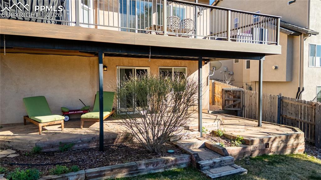 Image 49 of 50: Entry