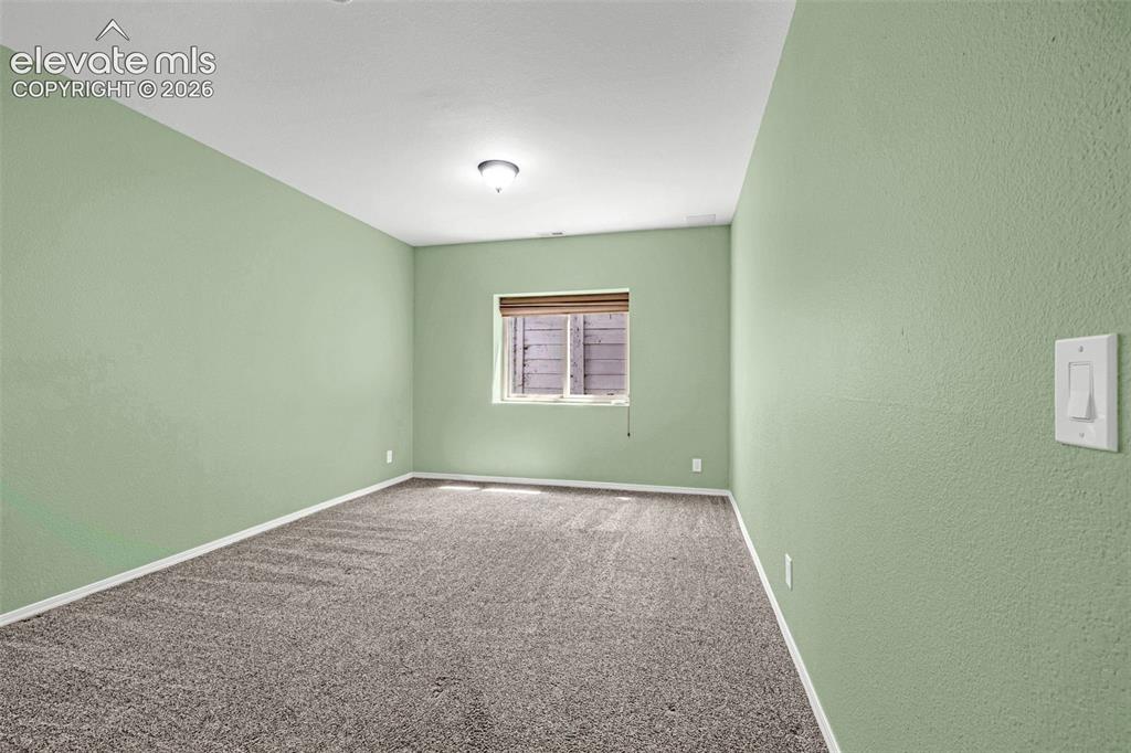 Image 32 of 49: Bedroom