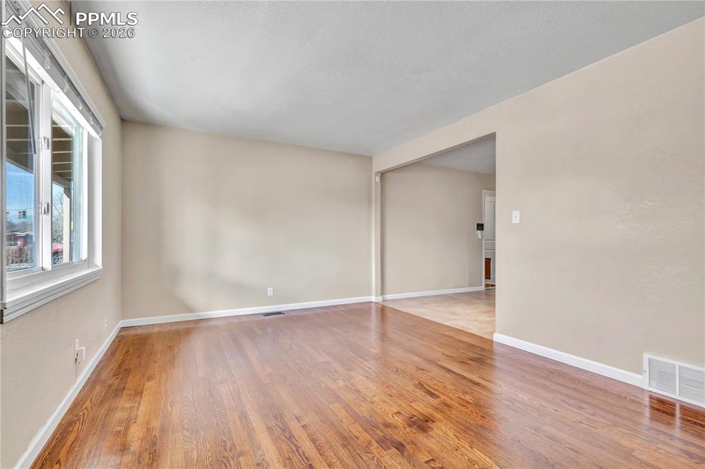 Image 7 of 25: Other