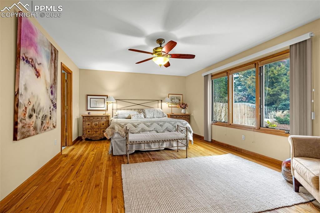 Image 15 of 40: Primary bedroom on main floor
