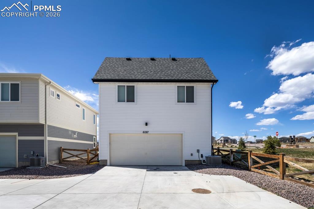 Image 42 of 48: Back of Structure