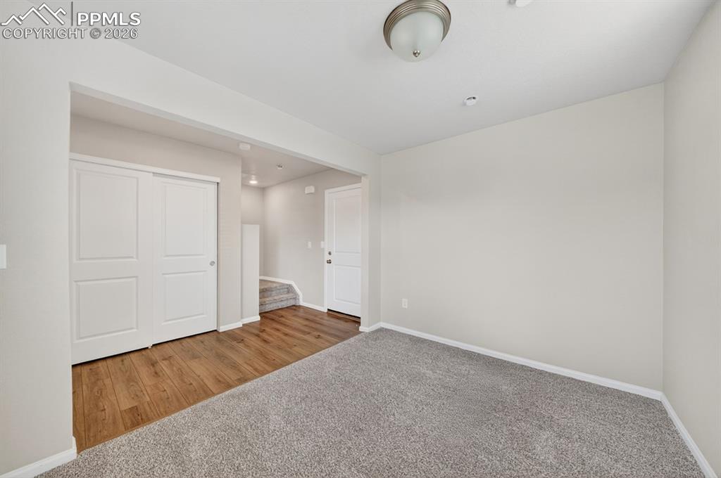 Image 7 of 48: Bedroom