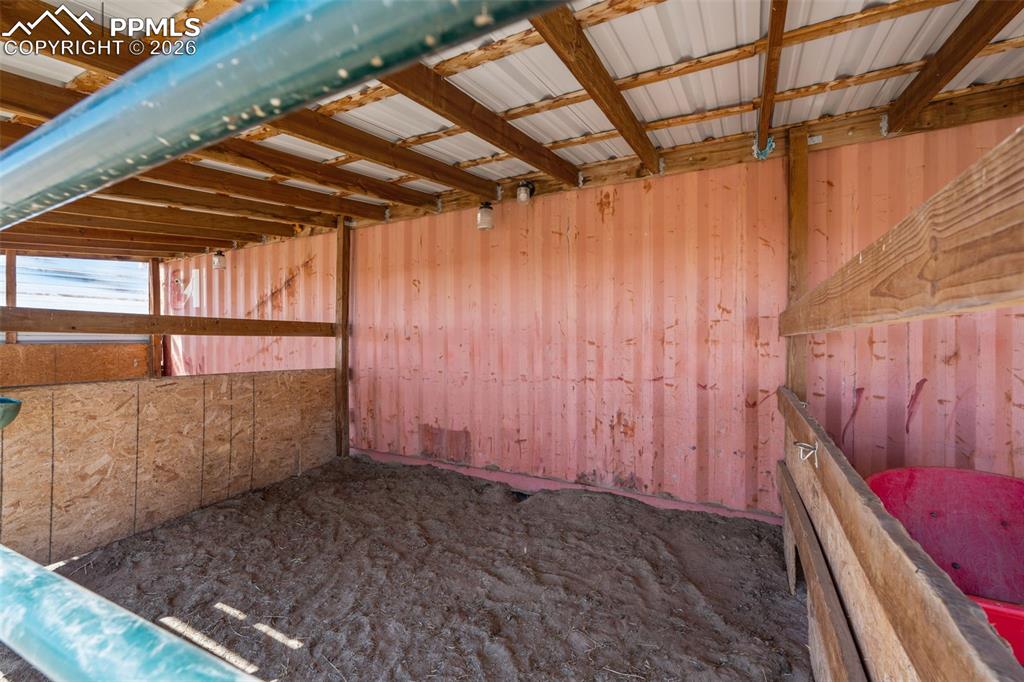 Image 38 of 44: Stable