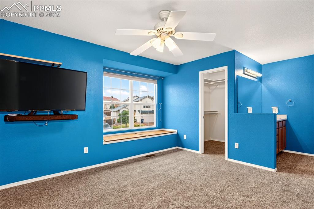 Image 31 of 49: Third Bedroom with Personal Vanity 