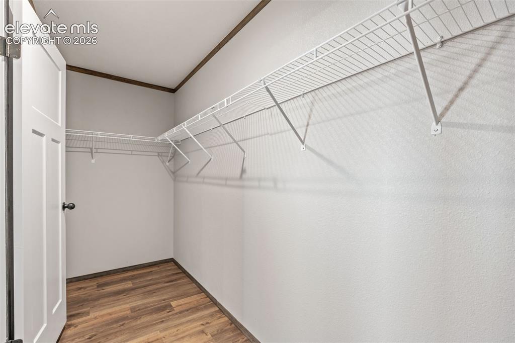 Image 15 of 49: Closet