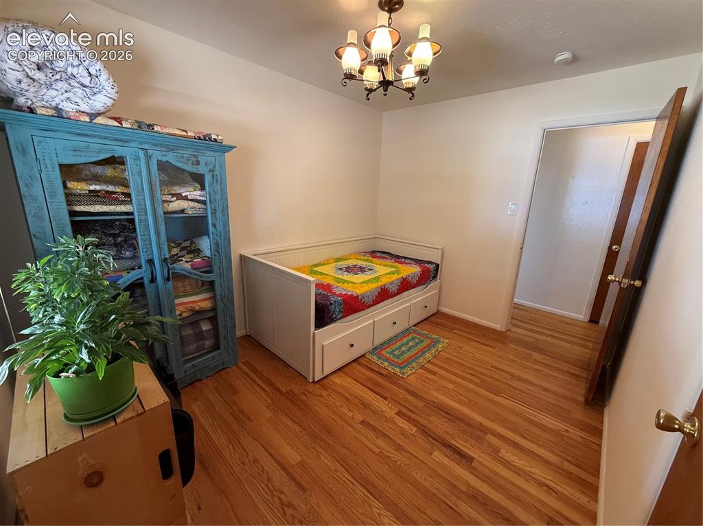 Image 19 of 41: Bedroom