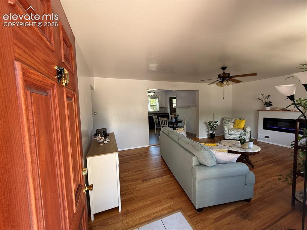 Image 4 of 41: Living Room