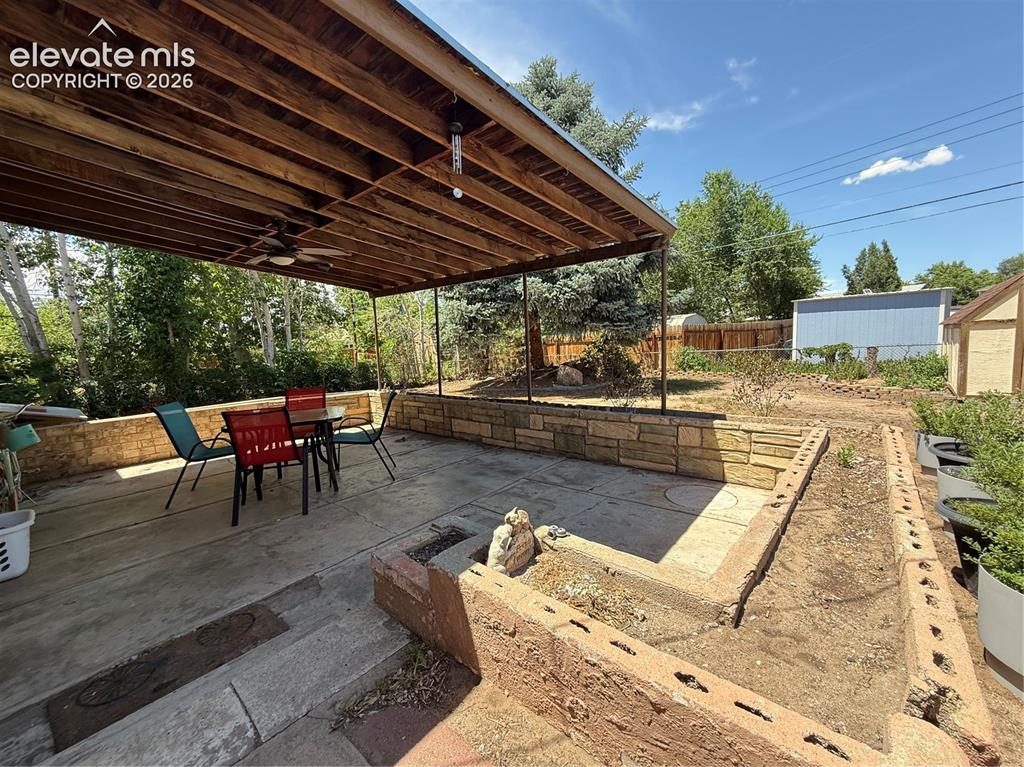 Image 41 of 41: Patio