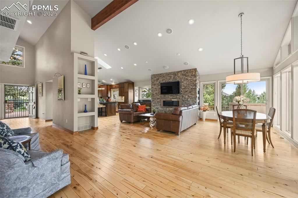 Image 6 of 49: Open great room concept