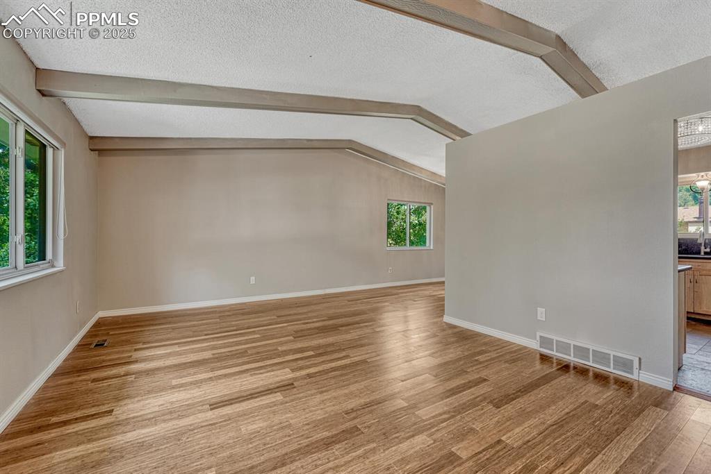 Image 41 of 50: Great Room