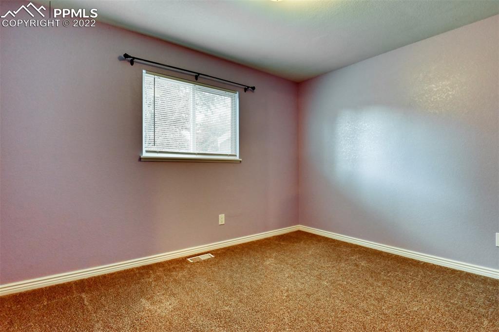 Listing 3176268, Image 20 of 27