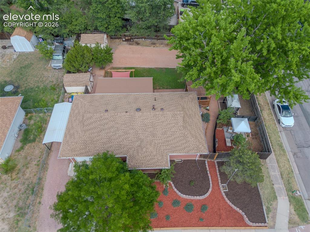 Image 4 of 46: Backyard with Side double gate access for extra parking