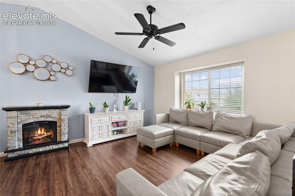 Image 5 of 46: Living Room