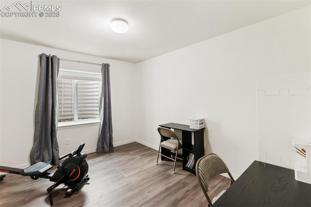 Image 31 of 34: Bonus room that allows your imagination to soar