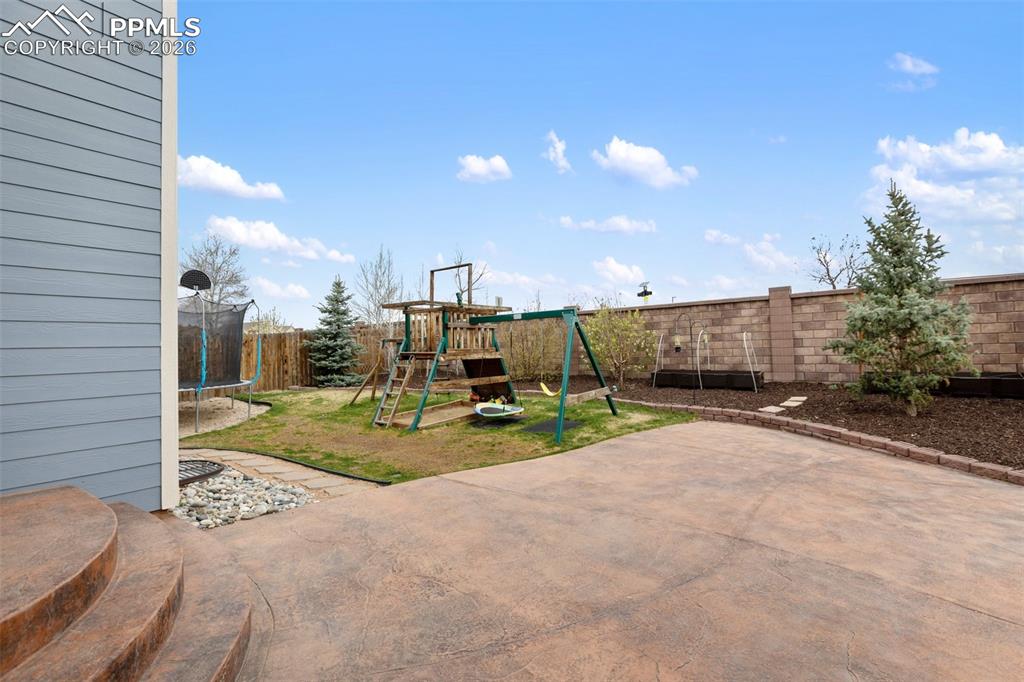 Image 32 of 34: Ready to Barbeque!