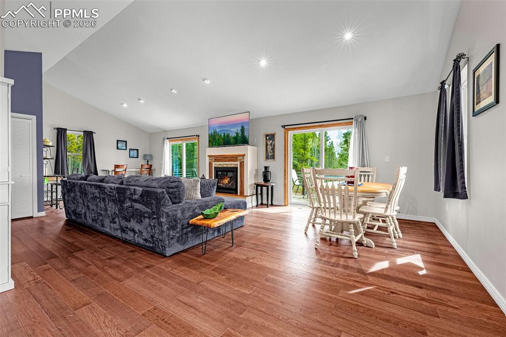 Image 18 of 39: Living Room