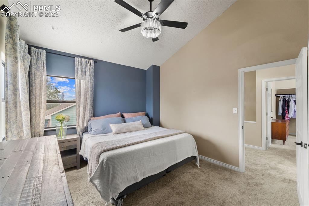 Image 22 of 33: Bedroom