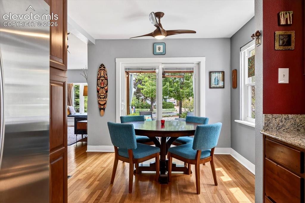 Image 18 of 50: Dining Area