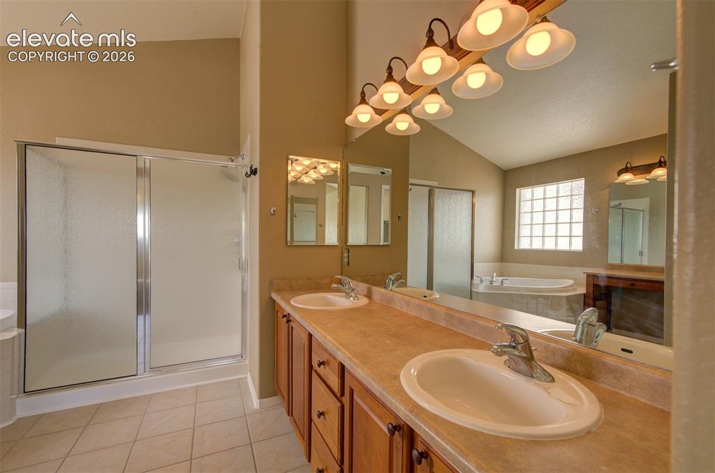 Image 29 of 50: Master Bathroom