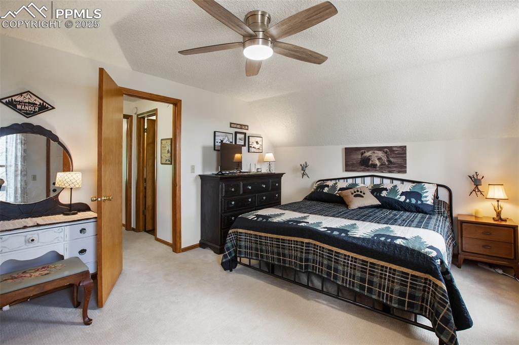 Image 7 of 49: Large Primary bedroom 