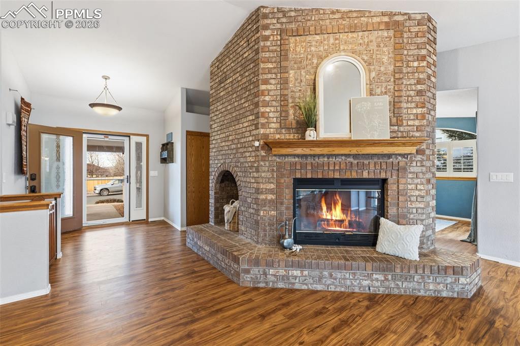 Image 3 of 45: No Description Available