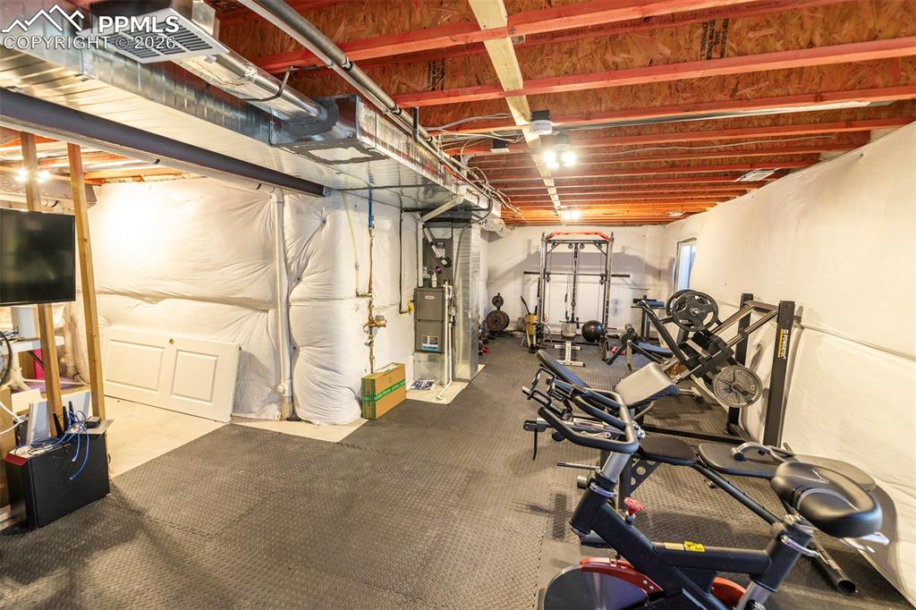 Image 40 of 48: Exercise Room