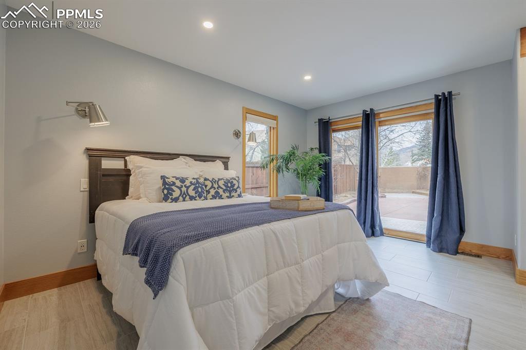 Image 14 of 42: Bedroom