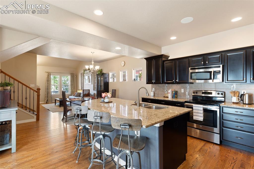 Image 11 of 45: Kitchen