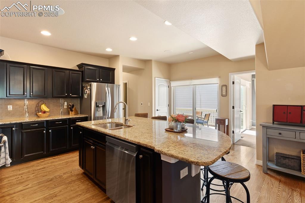 Image 13 of 45: Kitchen