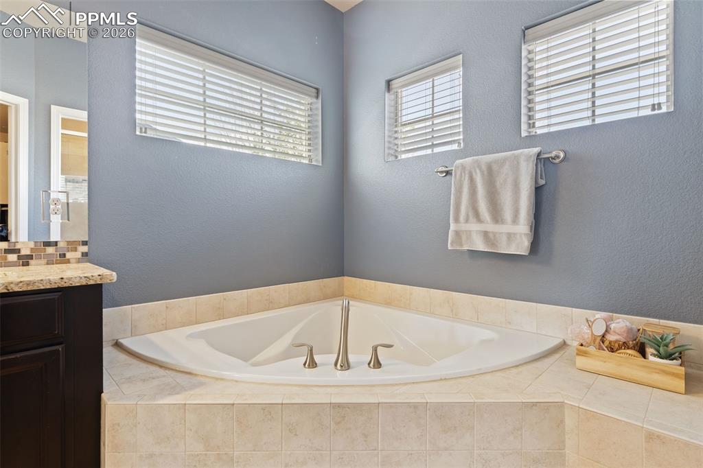 Image 19 of 45: Master Bathroom