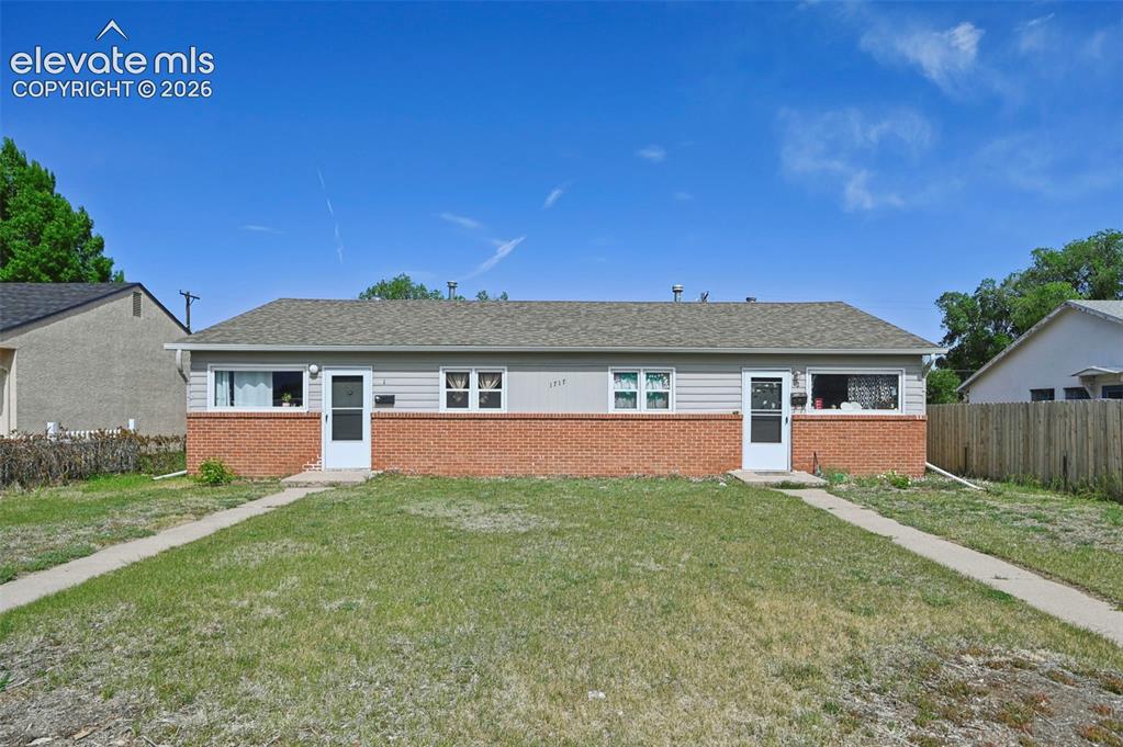 Image 11 of 12: Front of Structure