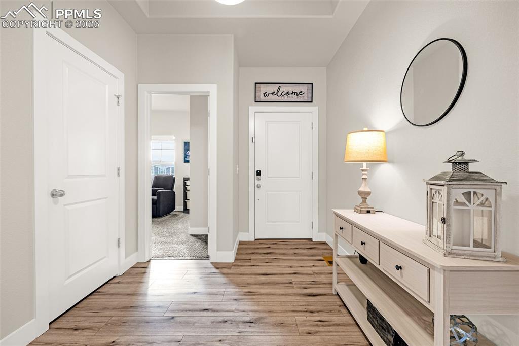 Image 23 of 41: Entry