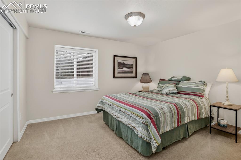 Image 34 of 49: Bedroom