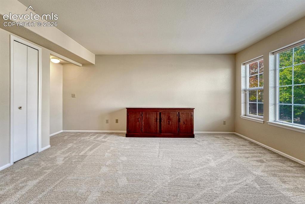 Image 14 of 49: Bedroom