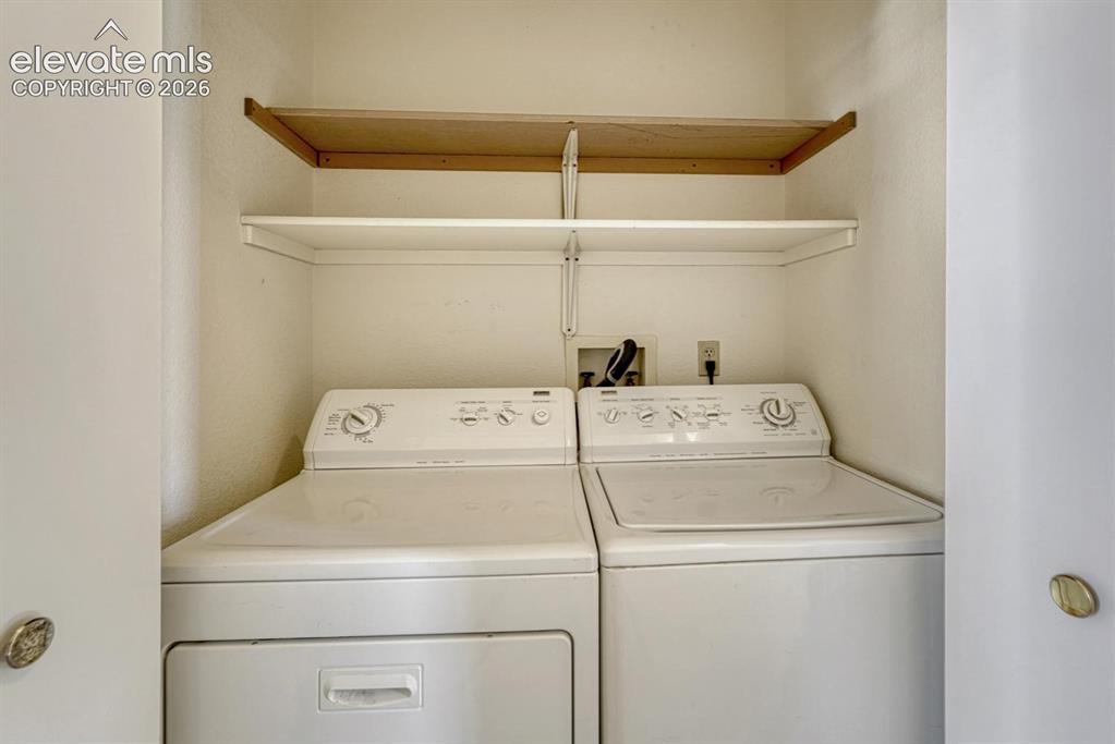 Image 32 of 49: Laundry