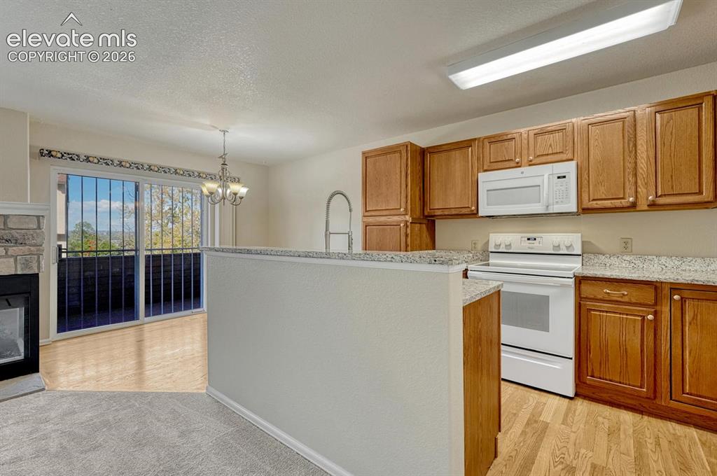 Image 8 of 49: Kitchen