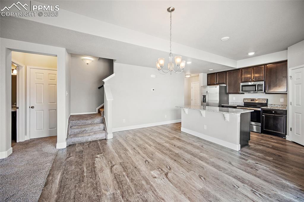 Image 10 of 42: Kitchen