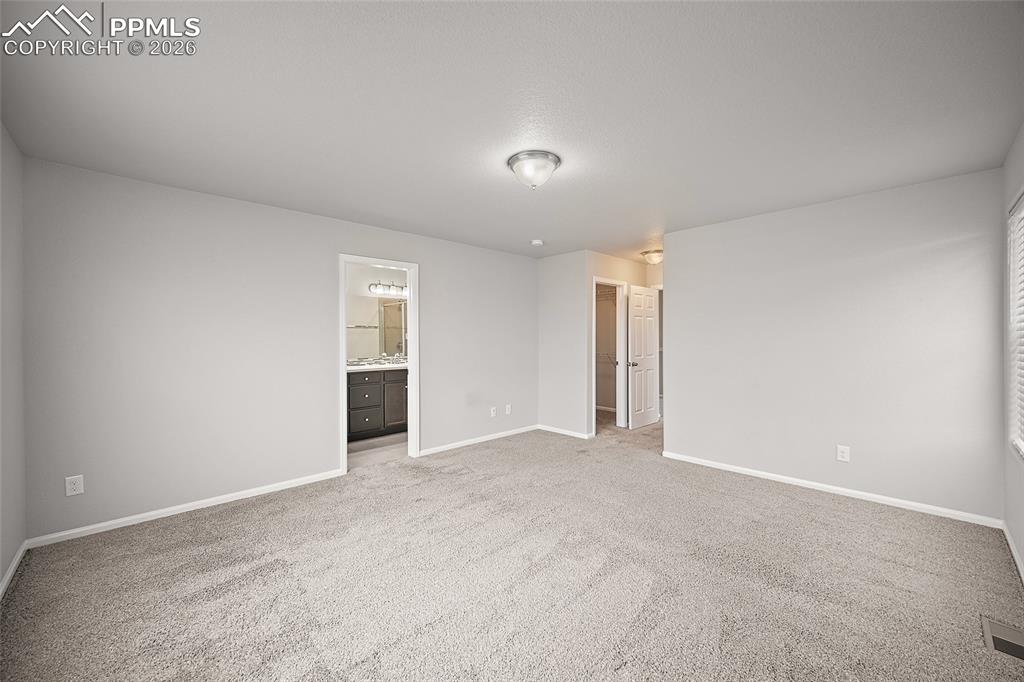 Image 20 of 42: Bedroom