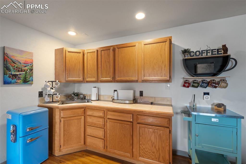 Image 33 of 50: Family Room