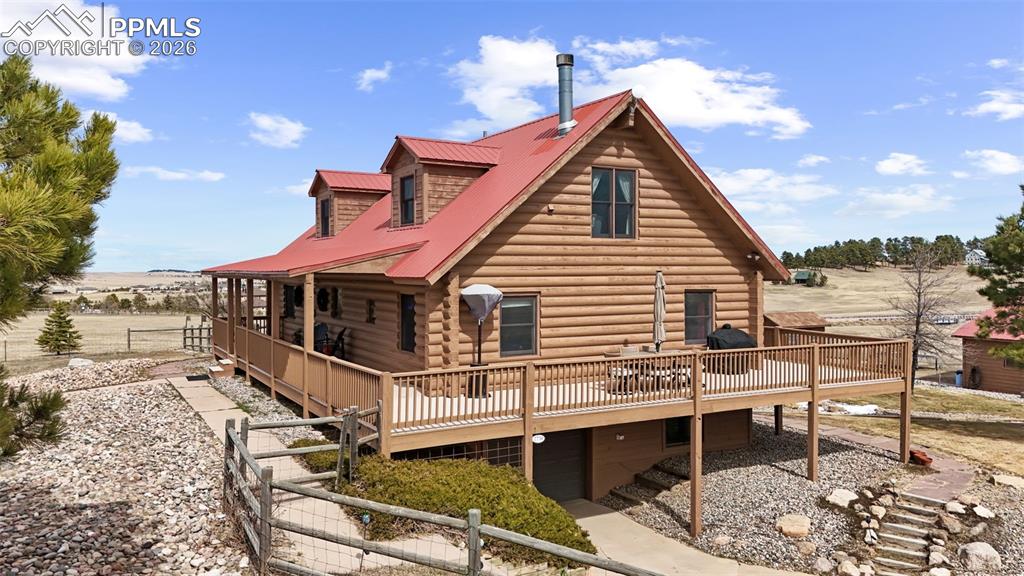 Image 39 of 50: Side of Structure