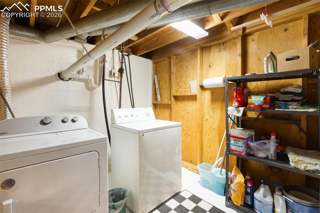 Image 19 of 24: Lower-level laundry