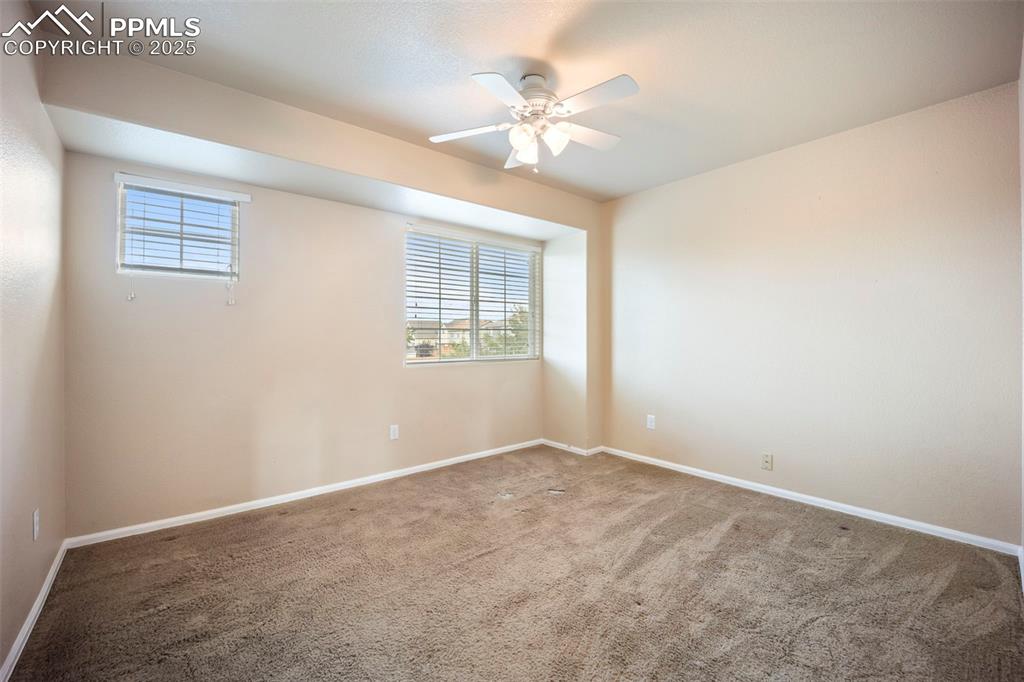 Image 21 of 40: Bedroom