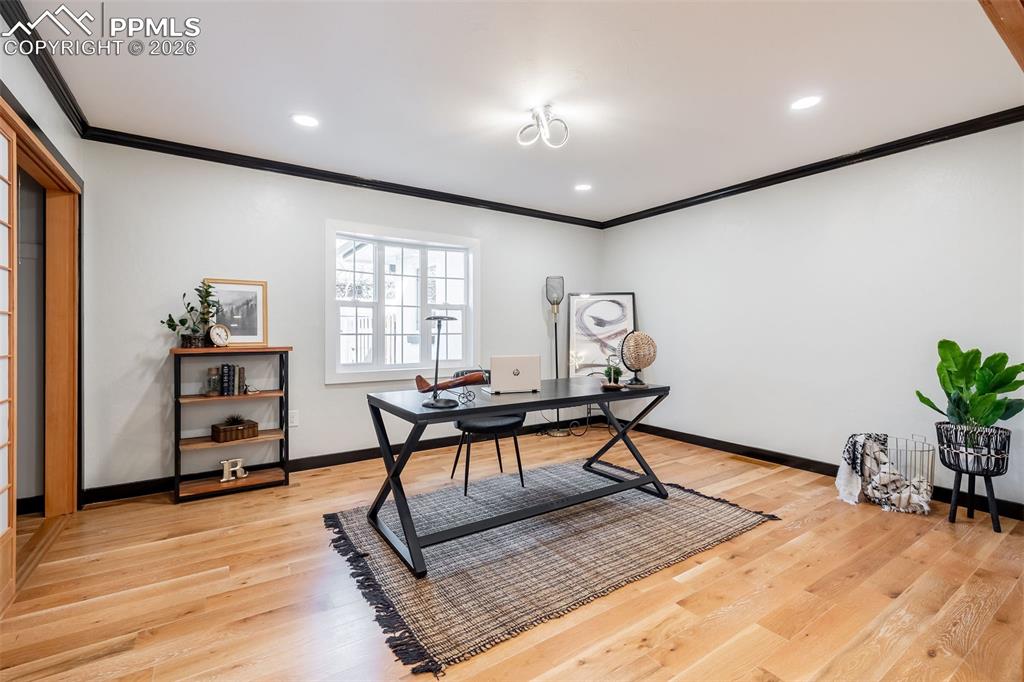 Image 13 of 42: Office