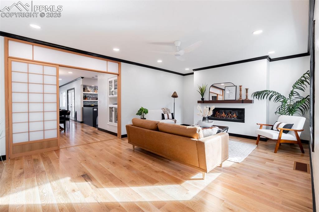 Image 6 of 42: Living Room